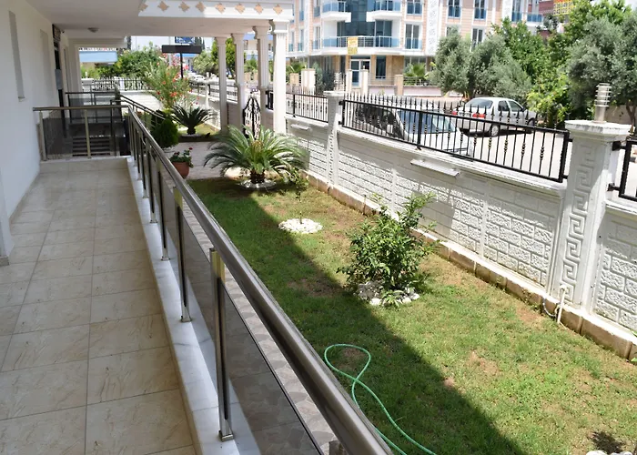 Gueden-Pearl Apart Hotel , Grosse Apartments Mit Kueche , Privater Strand , Ausgezeichnetes Fruehstueck